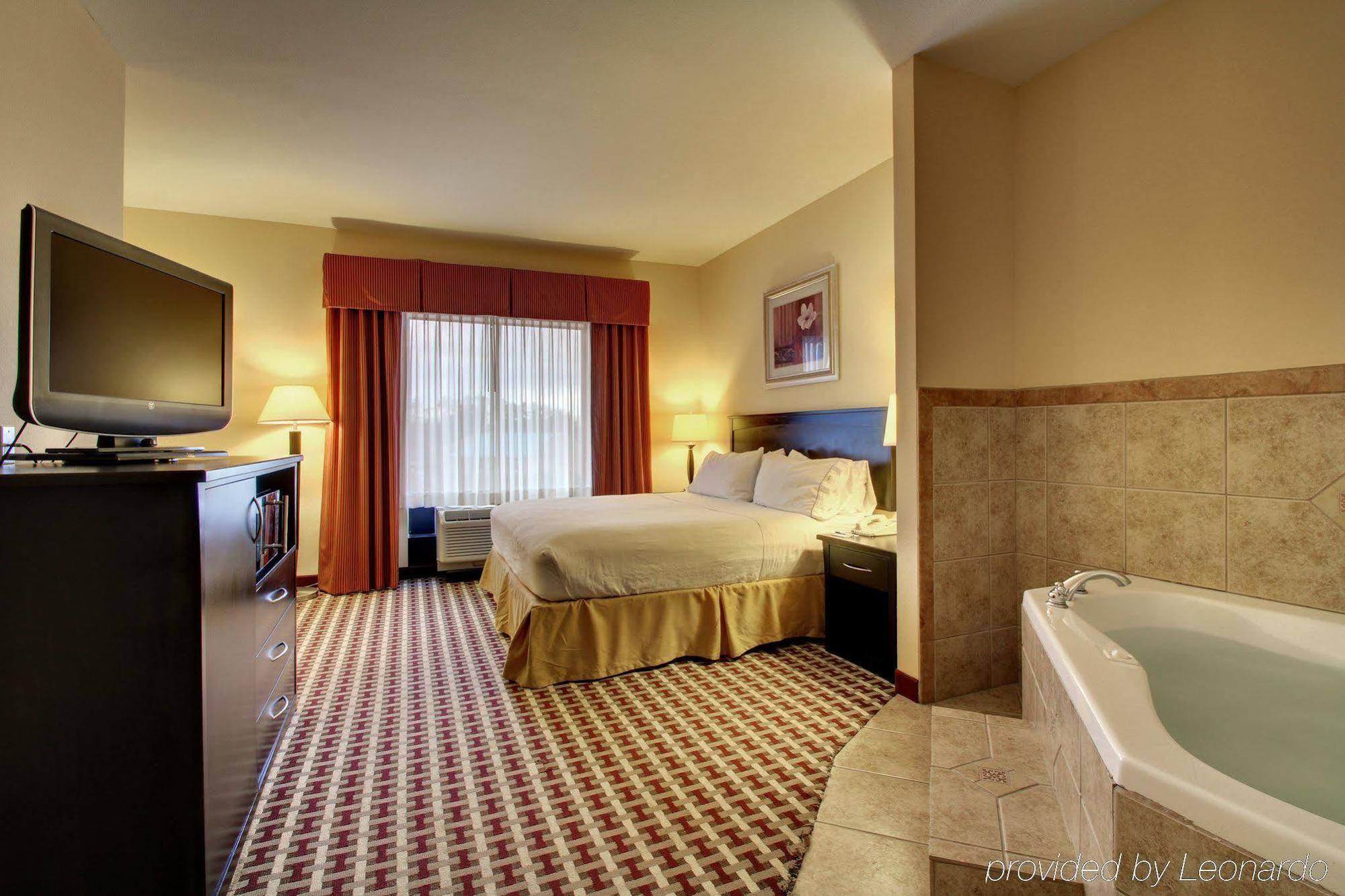 Holiday Inn Express & Suites Laurel, An Ihg Hotel Esterno foto